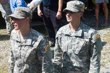 First Lieutenant Shaye Haver and Captain Kristen Griest